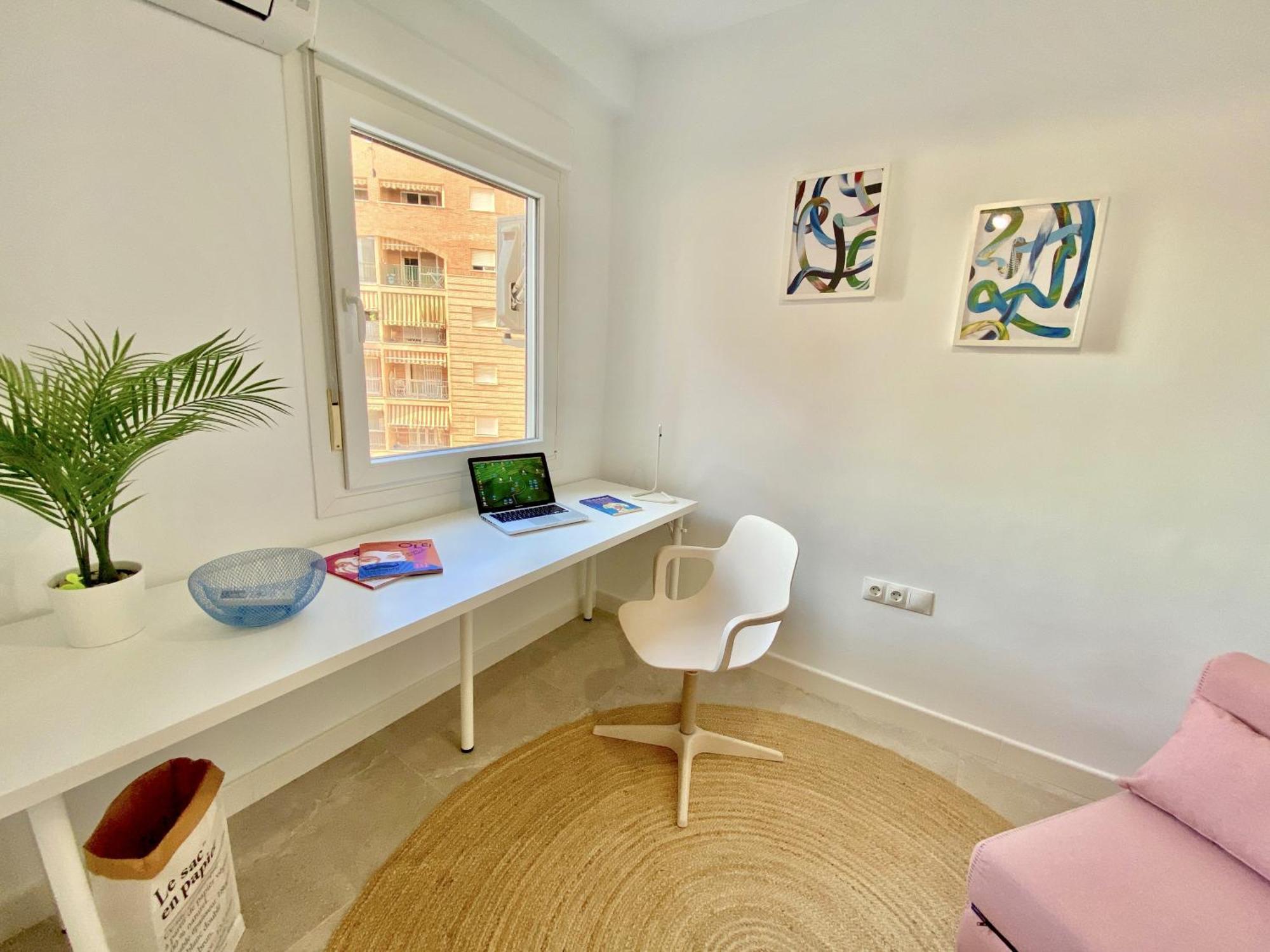 Amplio Apartamento En El Centro De マラガ エクステリア 写真